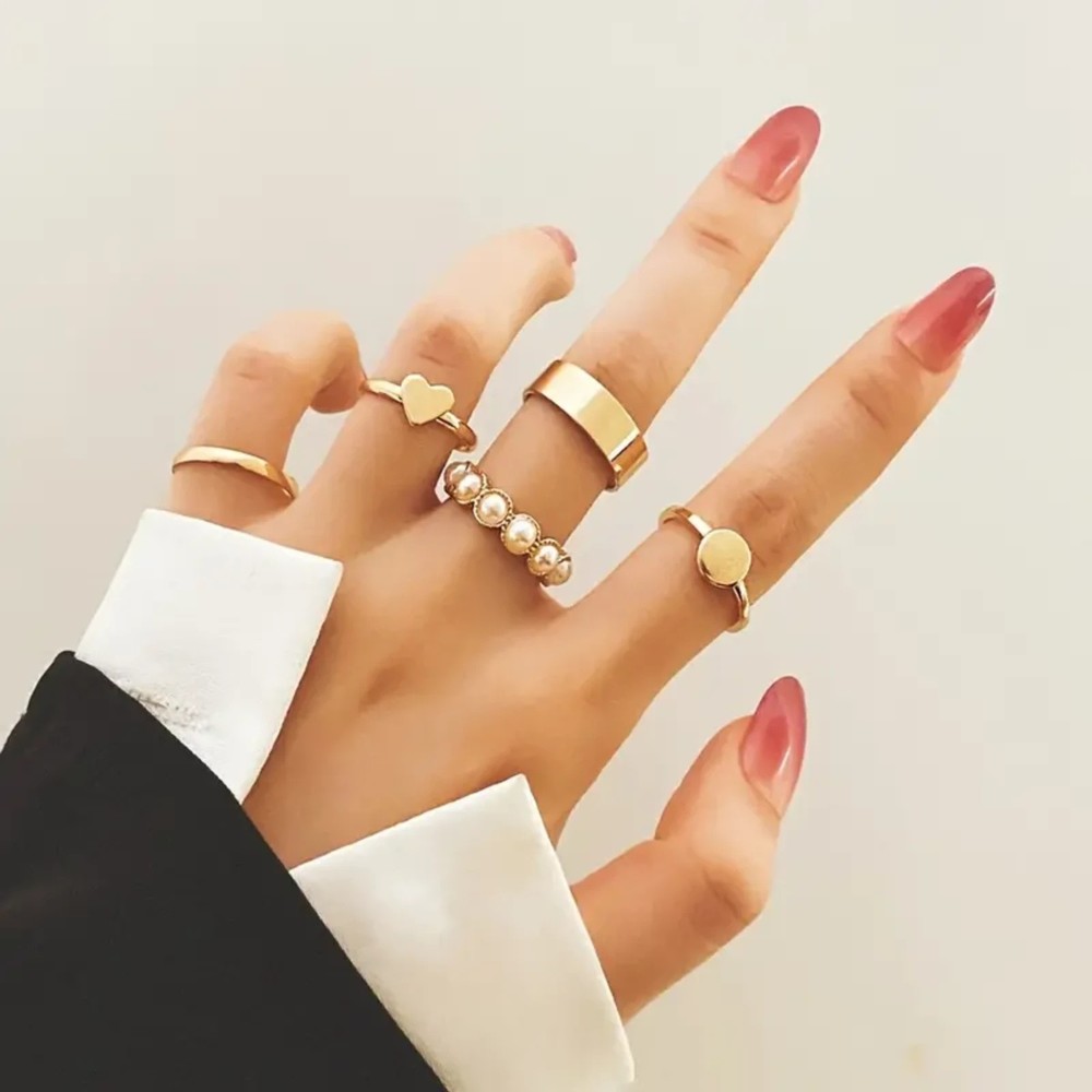 5 Piece Women's Gold Plated Ring Set with Hearts and Pearls Pearl Heart Ring